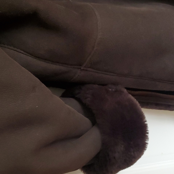 Gorgeous women's Shearling coat. - Picture 6 of 8